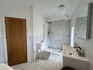 Photo 30- click for photo gallery